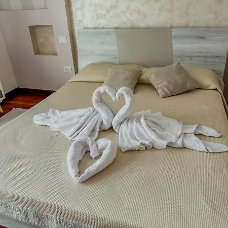 Bed and breakfast By Family L&g