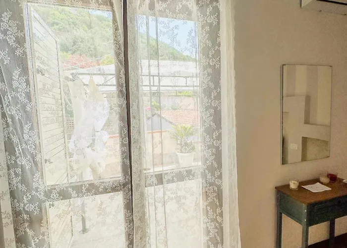 By Family L&g 住宿加早餐酒店 4*