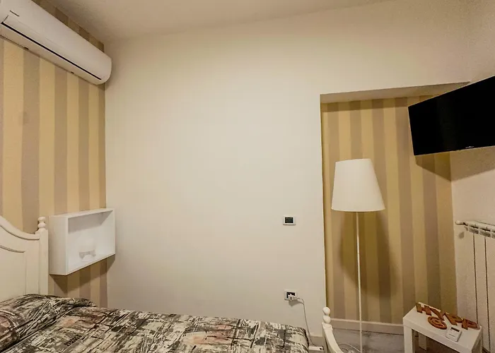 By Family L&g 4* 维博瓦伦蒂亚码头