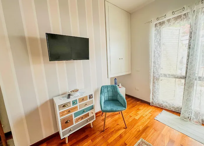 Alojamento de Acomodação e Pequeno-almoço By Family L&g