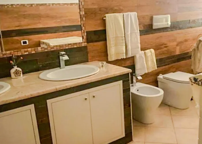 住宿加早餐酒店 By Family L&g 维博瓦伦蒂亚码头