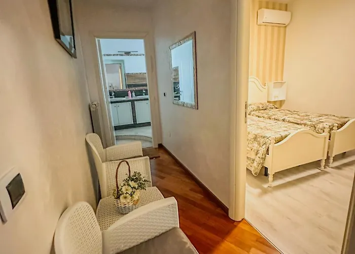 住宿加早餐酒店 By Family L&g